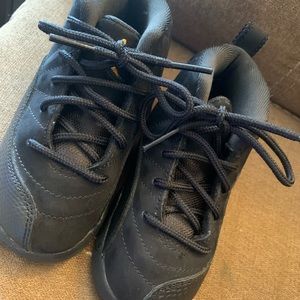 Jordan Retro 12 “Taxis”